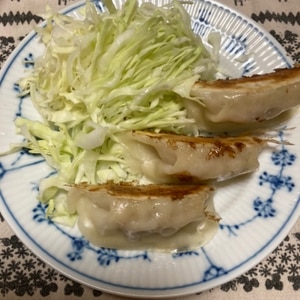 蓋なしで冷凍餃子を美味しく焼く方法^_^